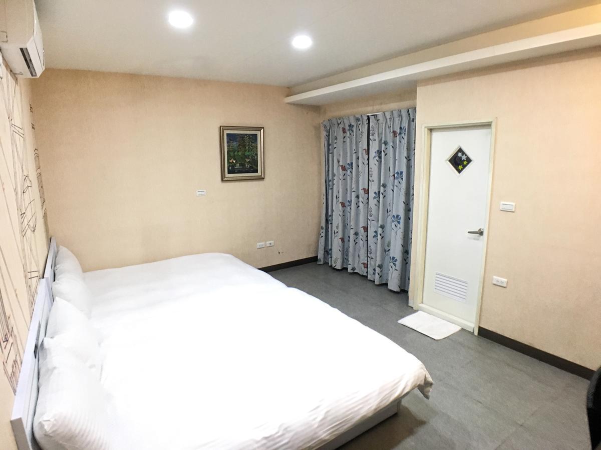 Appartement Fongchia Europe III à Taichung Extérieur photo